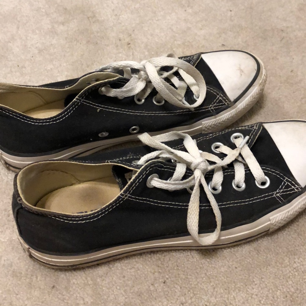 Converse - Picture 2 of 3